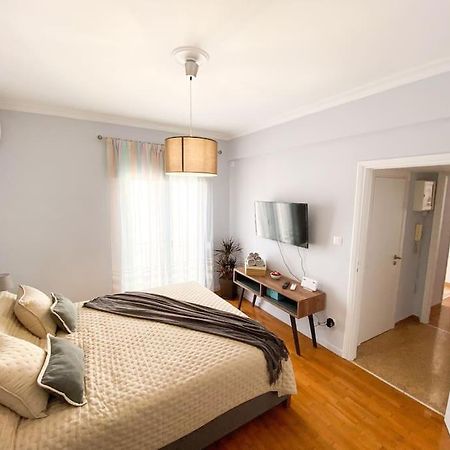 6Th Floor Apartment In Victoria Square Athén Kültér fotó
